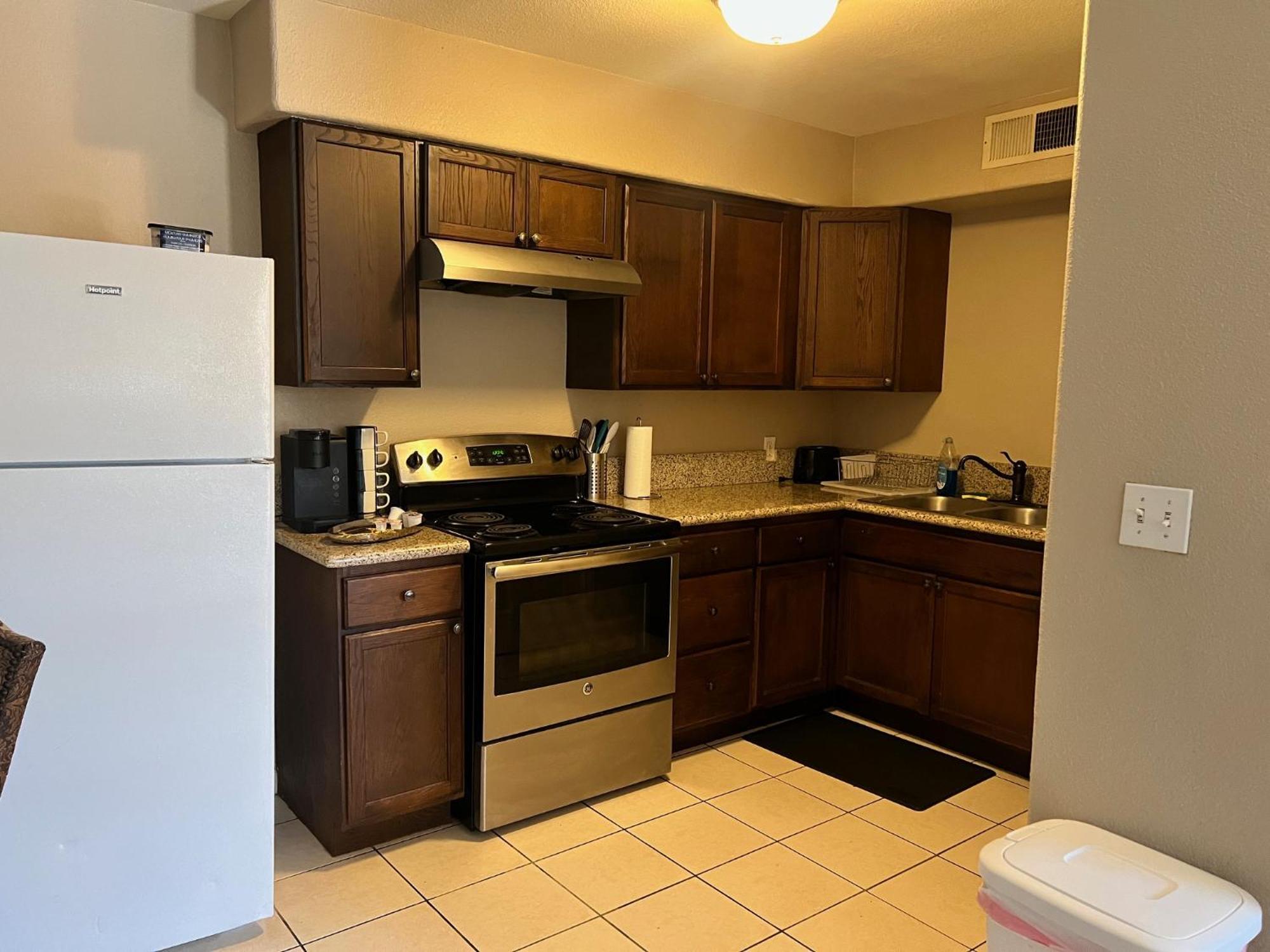 Serene 2Bed 1Bath Condo With Parking フレズノ エクステリア 写真